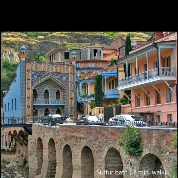 Sofia Apartment In Old Tbilisi Ngoại thất bức ảnh