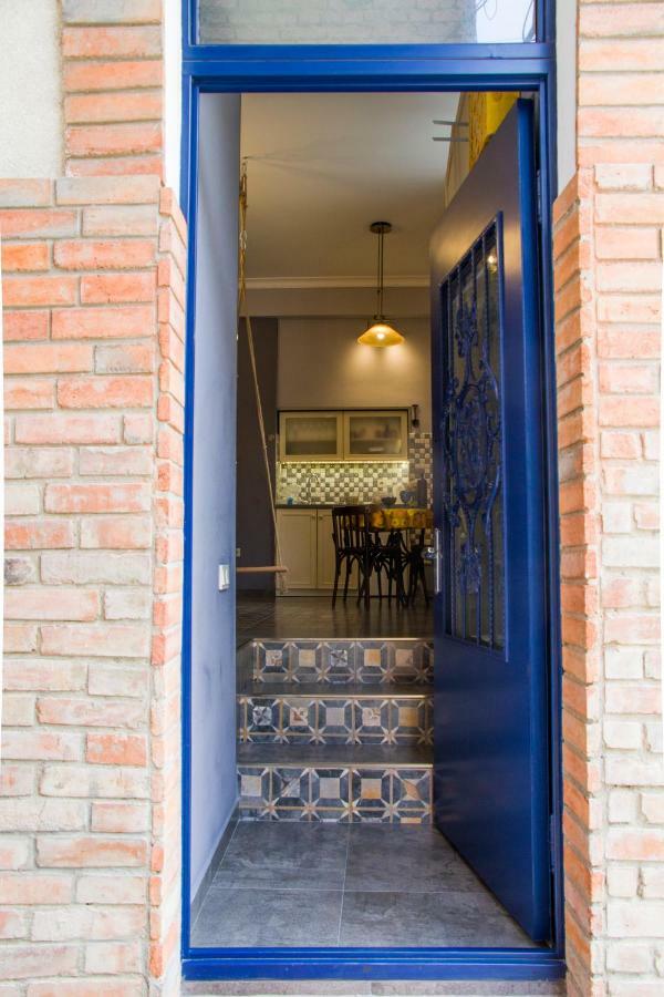 Sofia Apartment In Old Tbilisi Ngoại thất bức ảnh