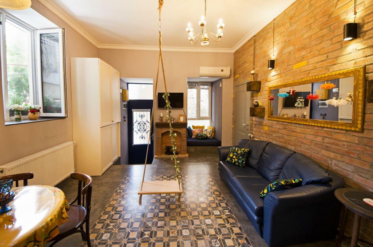 Sofia Apartment In Old Tbilisi Ngoại thất bức ảnh