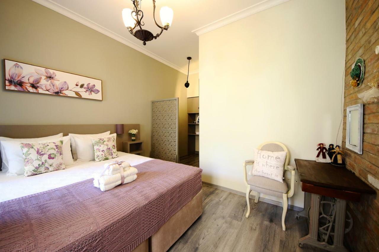 Sofia Apartment In Old Tbilisi Ngoại thất bức ảnh